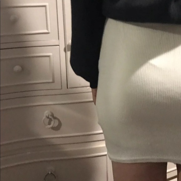 Skirt - Picture 3 of 3